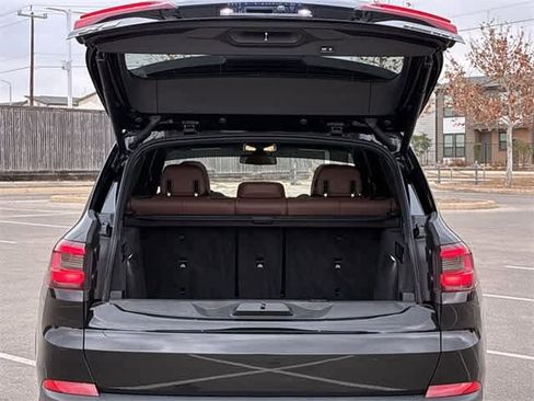 Used 2023 BMW X5 xDrive40i w/ Climate Comfort Package image 37