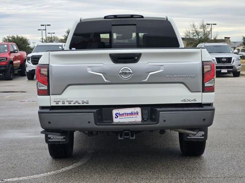 Used 2021 Nissan Titan Platinum Reserve w/ Moonroof Package image 7