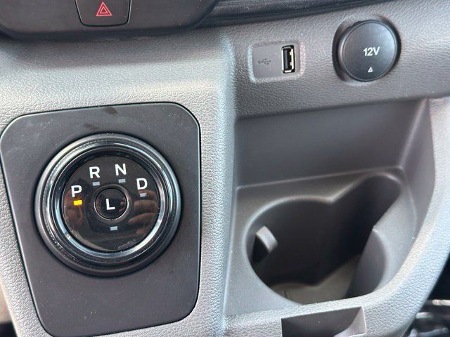 Used 2023 Ford E-Transit Medium Roof RWD image 25