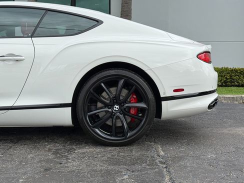 Used 2021 Bentley Continental GT AWD/4WD image 12