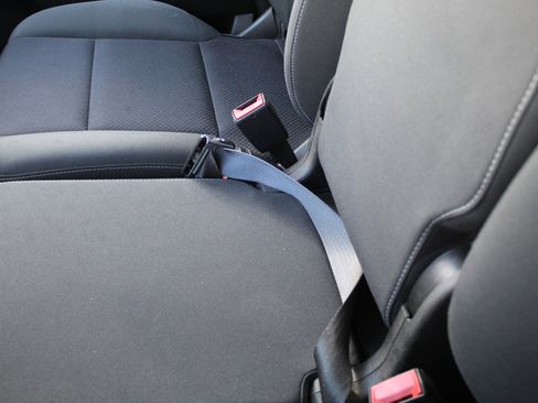 Used 2015 GMC Sierra 1500 SLE image 37