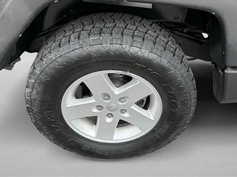 Used 2017 Jeep Wrangler Sport w/ Quick Order Package 24S image 9