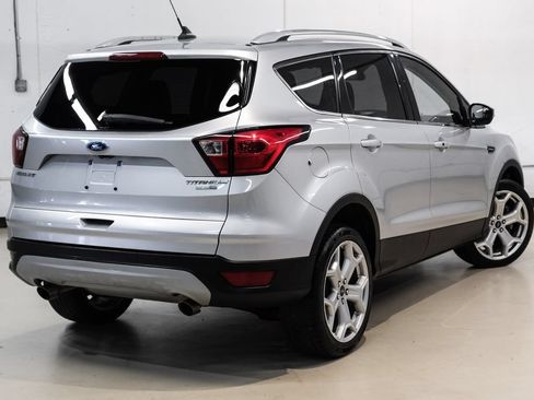 Used 2019 Ford Escape Titanium AWD/4WD image 8