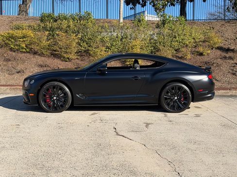 Used 2022 Bentley Continental GT Speed image 9