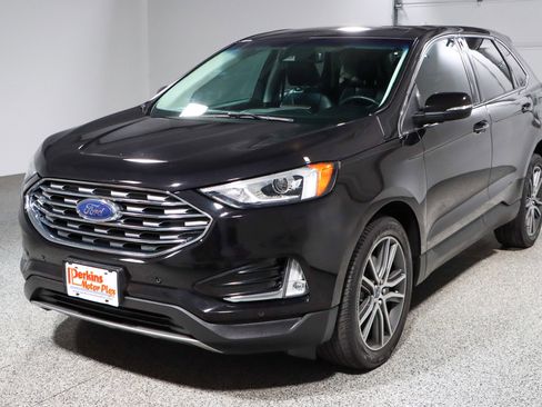 Used 2021 Ford Edge Titanium image 31