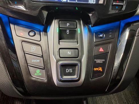 Used 2025 Honda Odyssey Touring image 16