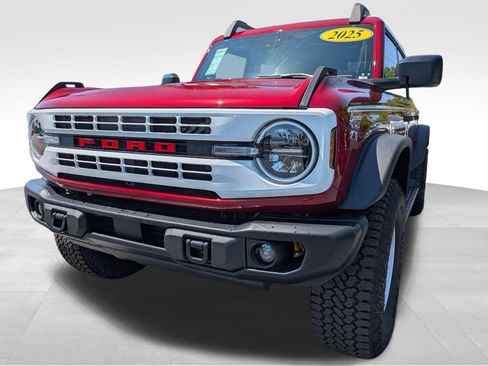 New 2025 Ford Bronco Heritage Edition AWD/4WD image 10