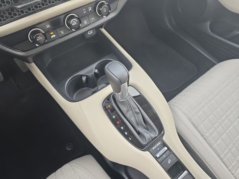 Used 2023 Honda HR-V LX image 21