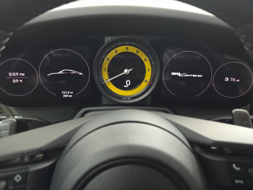 Used 2023 Porsche 911 Carrera RWD image 21