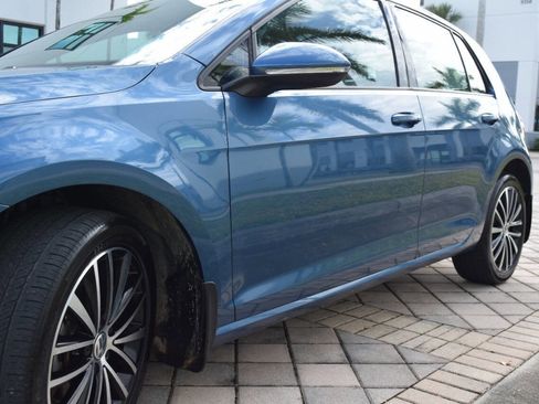 Used 2015 Volkswagen Golf TDI SE image 17