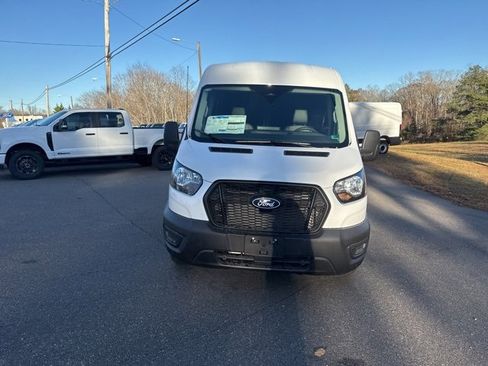 New 2026 Ford Transit 250 148 Medium Roof w/ Load Area Protection Package image 8