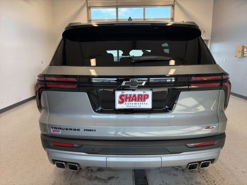 Used 2024 Chevrolet Traverse Z71 AWD/4WD image 7