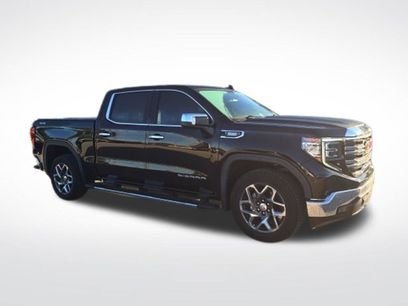 Used 2023 GMC Sierra 1500 SLT w/ SLT Premium Package