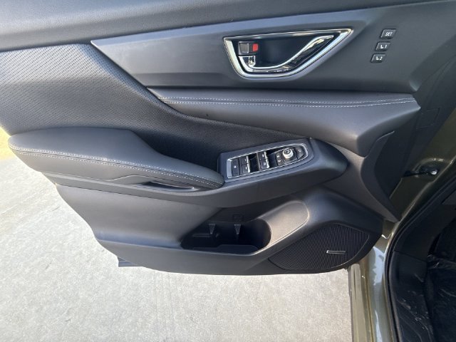Certified 2026 Subaru Ascent Limited AWD/4WD image 13