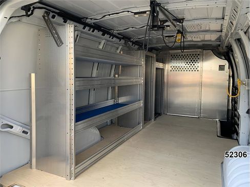 Used 2025 Chevrolet Express 2500 Extended w/ Communications Package image 11