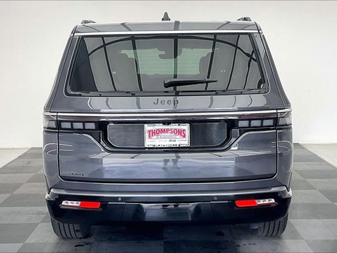 New 2026 Jeep Grand Wagoneer 4WD image 3