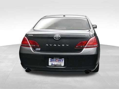 Used 2009 Toyota Avalon FWD image 4