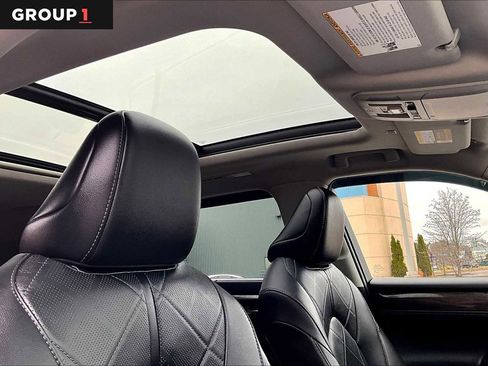 Used 2021 Toyota Highlander Platinum image 14