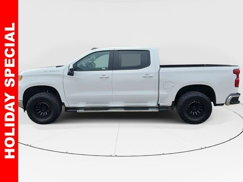 Used 2025 Chevrolet Silverado 1500 LT w/ Safety Package image 6