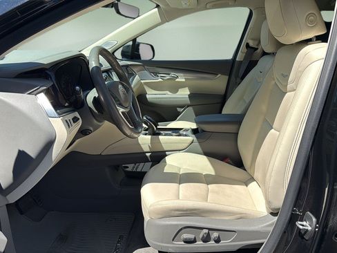 Certified 2024 Cadillac XT5 Premium Luxury w/ Technology Package AWD/4WD image 20