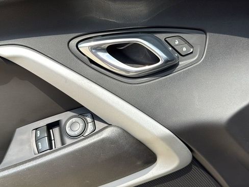 Used 2021 Chevrolet Camaro LS RWD image 13