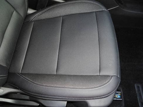 Used 2025 Chevrolet Equinox EV LT w/ Convenience Package FWD image 19