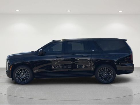 Used 2025 Cadillac Escalade ESV Sport Platinum w/ LPO, Floor Liner Package AWD/4WD image 2