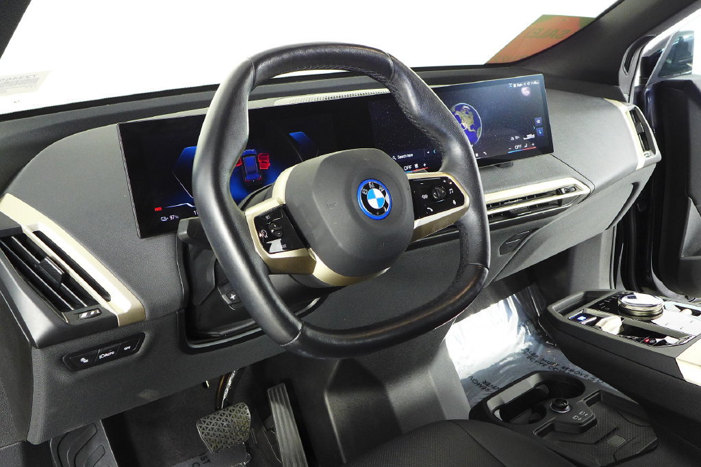 Certified 2024 BMW iX xDrive50 AWD/4WD image 29