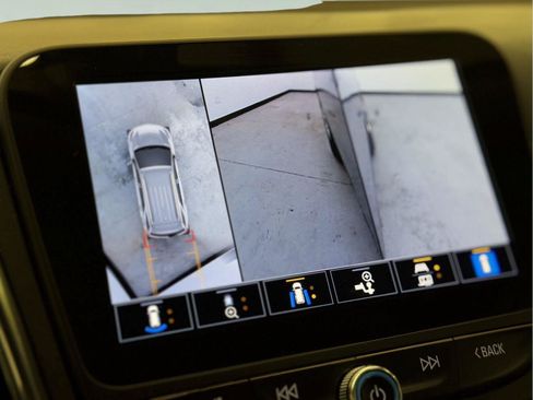 Used 2023 Chevrolet Equinox LT AWD/4WD image 41