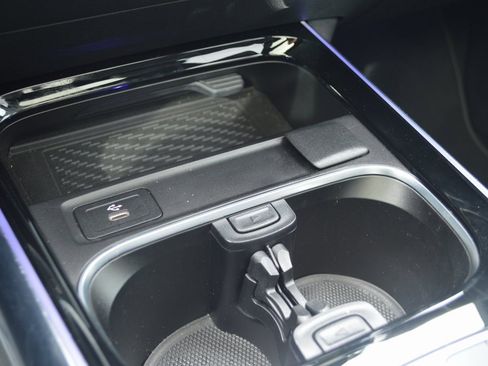 Certified 2025 Mercedes-Benz GLA 250 image 28