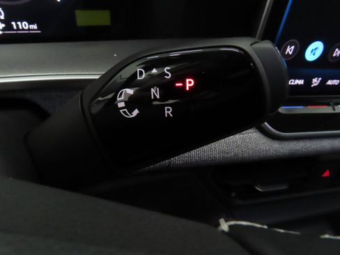 New 2025 Volkswagen Tiguan S image 17