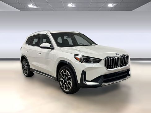 Certified 2026 BMW X1 xDrive28i AWD/4WD image 6