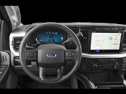 Used 2024 Ford F250 XLT AWD/4WD image 4