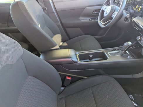 Certified 2025 Nissan Kicks S w/ Charging Package image 12
