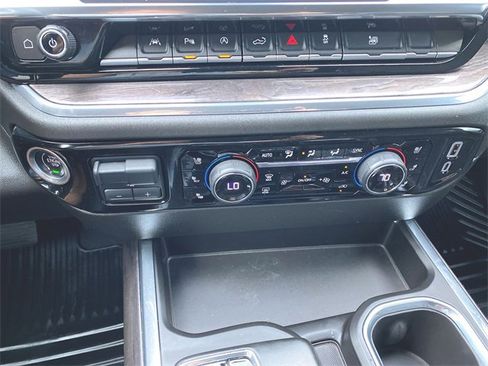 Used 2024 Chevrolet Silverado 1500 LTZ w/ LTZ Convenience Package II image 18