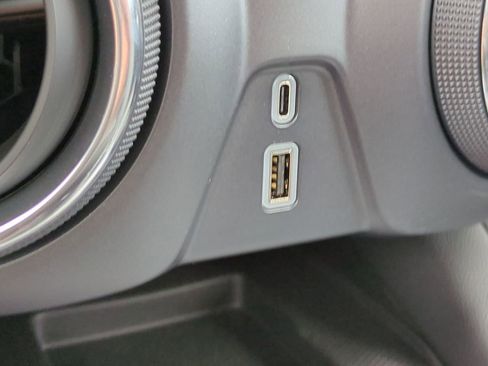 New 2025 Chevrolet Blazer LT w/ Convenience Package image 20