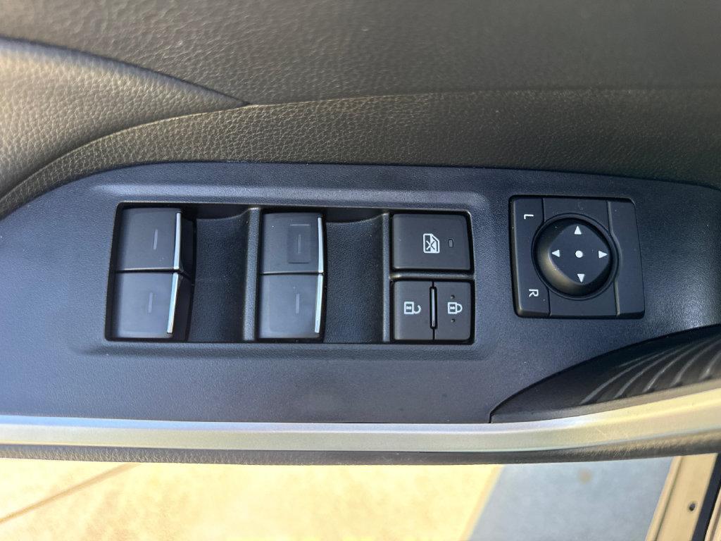 Used 2024 Toyota RAV4 XLE AWD/4WD image 14