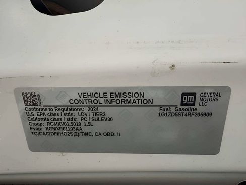 Used 2024 Chevrolet Malibu LT FWD image 39