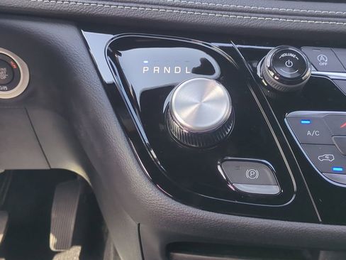 New 2026 Chrysler Pacifica Select image 20