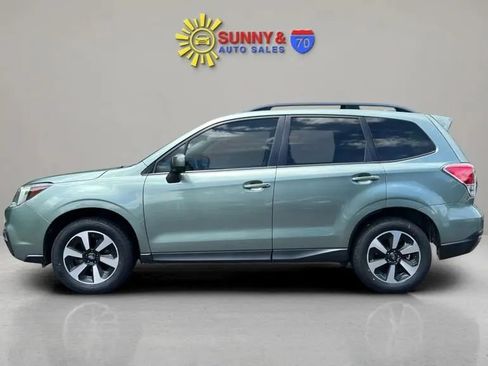 Used 2017 Subaru Forester 2.5i Premium AWD/4WD image 5