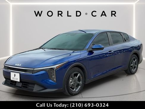 Certified 2025 Kia K4 FWD image 7