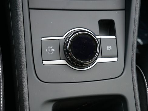 New 2026 Volkswagen Taos SE image 19