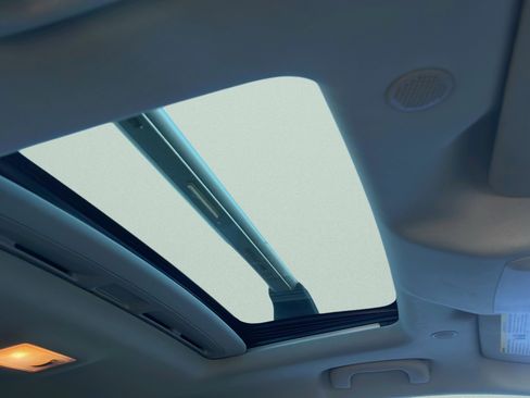 Used 2013 Buick Encore Premium image 26