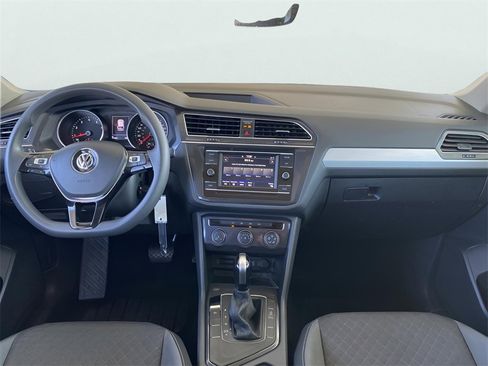 Used 2021 Volkswagen Tiguan S image 16