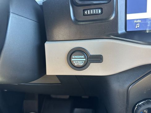 Used 2022 Ford Bronco Wildtrak image 22