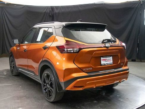 Used 2022 Nissan Kicks SR FWD image 11