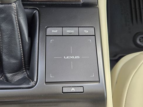 Used 2023 Lexus GX 460 Luxury w/ Sport Design Package image 31