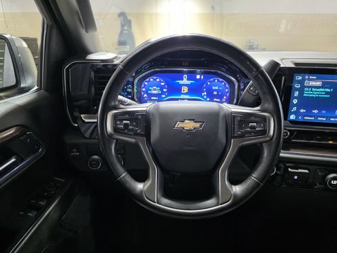 Used 2025 Chevrolet Silverado 1500 LT RWD image 20
