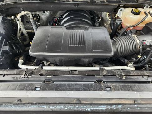 Used 2020 GMC Sierra 1500 SLT RWD image 31