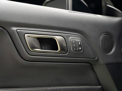 Used 2020 Ford Mustang Shelby GT500 w/ Technology Package image 57